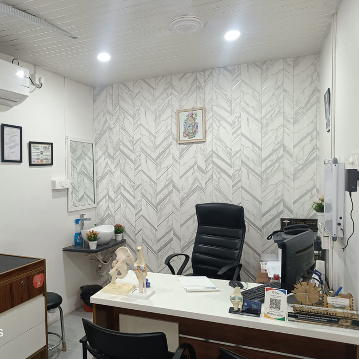 Infrastructure at Swastik Orthopaedic Hospital, led by Dr. Ketan Vekhande. Experience, best Arthroscopic  & Joint Replacement Surgeon in Aurangabad.